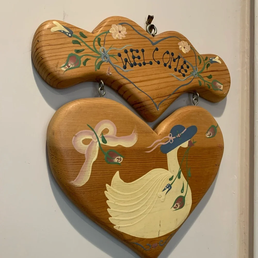 Vintage Primitive Country Wooden Welcome Sign with Swan Design